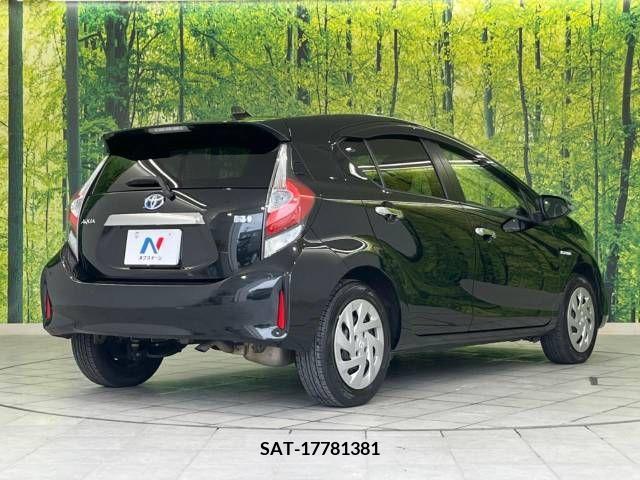 Toyota AQUA 2018-10 340865-18
