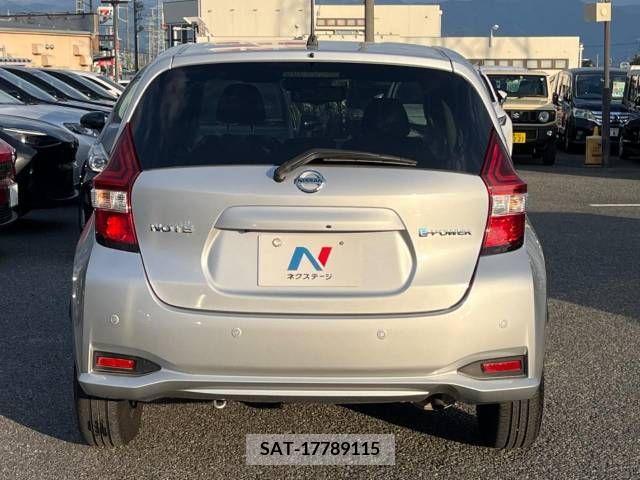 Nissan NOTE 2017-03 280001-15