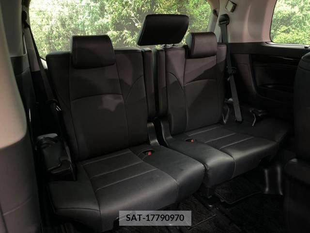 Toyota VELLFIRE 2018-12 369722-13