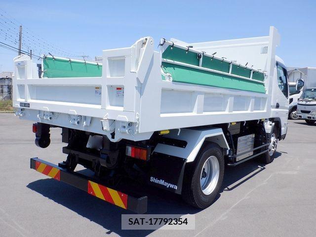Mitsubishi CANTER 2023-12 302642-6