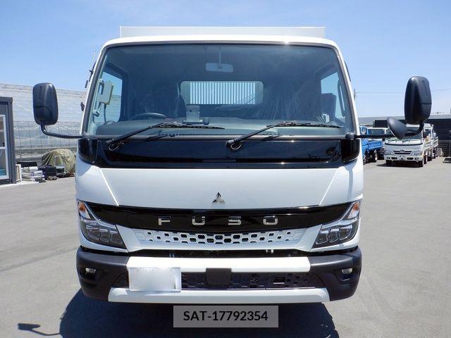 Mitsubishi CANTER 2023-12 302642-2