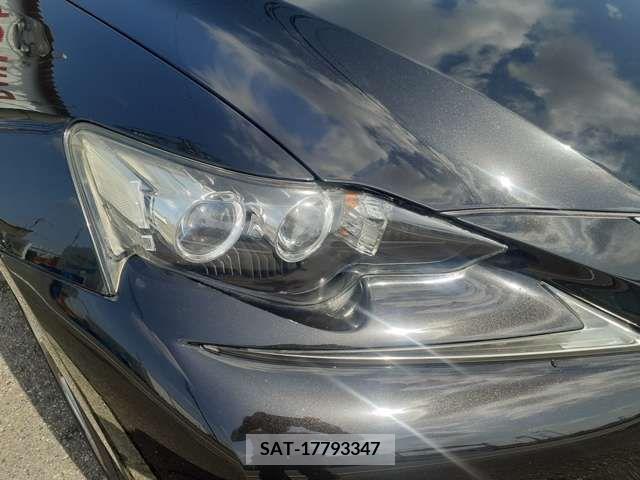 Lexus IS 2013-07 300065-9