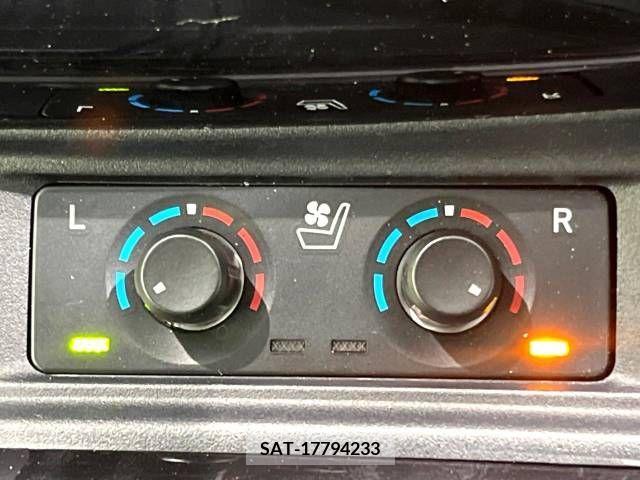 Toyota ALPHARD 2022-11 258981-8