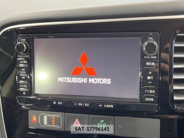 Mitsubishi OUTLANDER PHEV 2016-02 365912-2