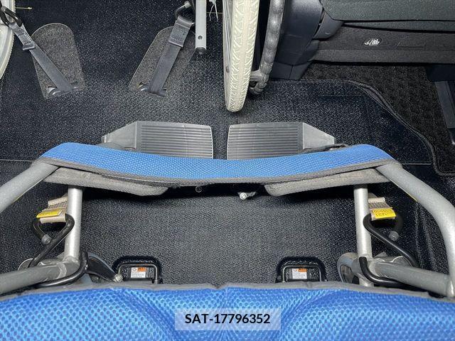 Toyota NOAH 2020-03 298089-11