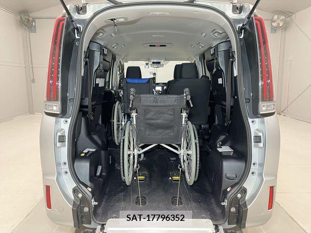Toyota NOAH 2020-03 298089-5