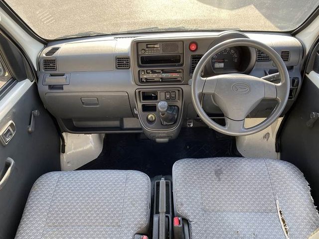 Daihatsu HIJET CARGO 2016-07 186358-9