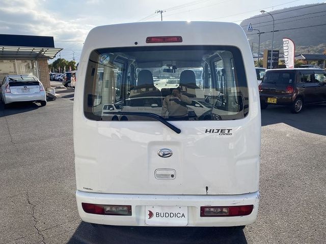 Daihatsu HIJET CARGO 2016-07 186358-6