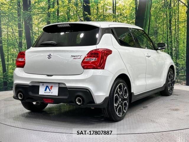 Suzuki SWIFT 2022-04 221788-17