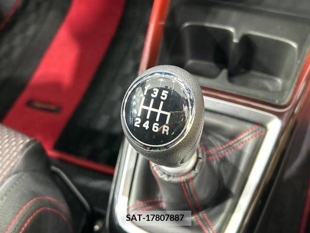 Suzuki SWIFT 2022-04 221788-3