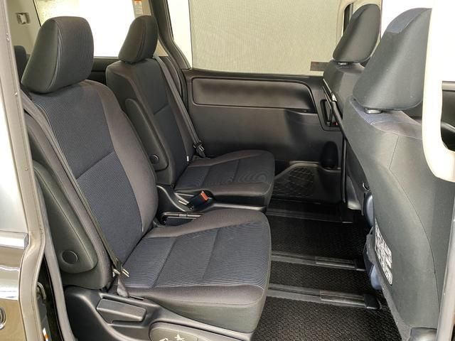 Toyota NOAH 2018-12 193984-10