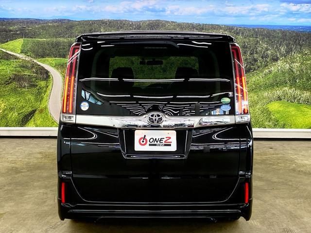 Toyota NOAH 2018-12 193984-14