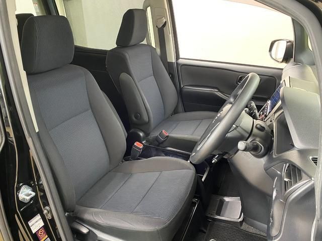 Toyota NOAH 2018-12 193984-9