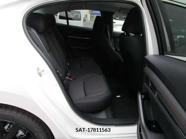 Mazda MAZDA3 2023-07 221595-14
