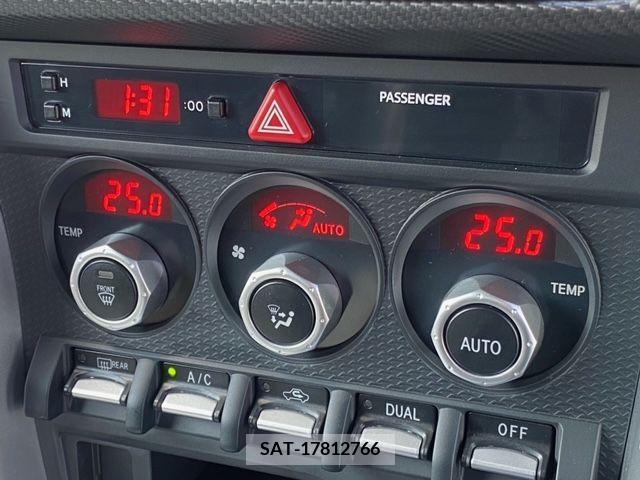 Subaru BRZ 2015-10 234901-19