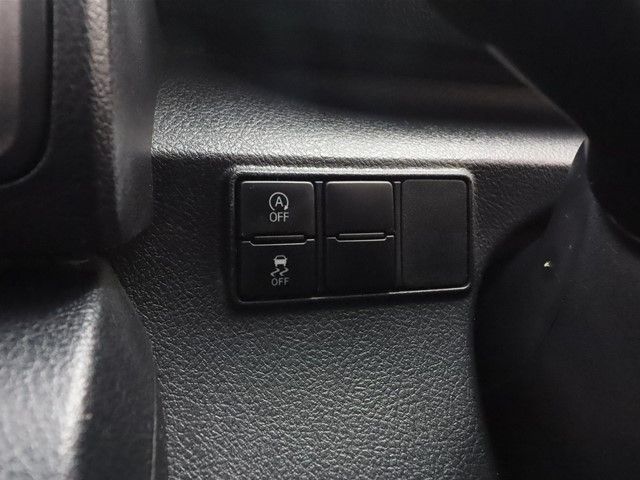 Toyota SIENTA 2017-02 195445-11