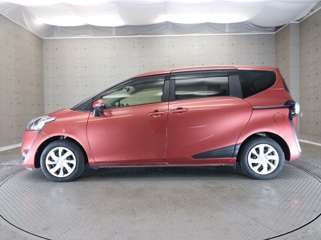 Toyota SIENTA 2017-02 195445-25