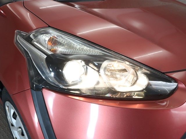 Toyota SIENTA 2017-02 195445-26