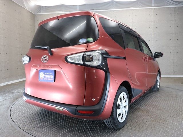 Toyota SIENTA 2017-02 195445-1