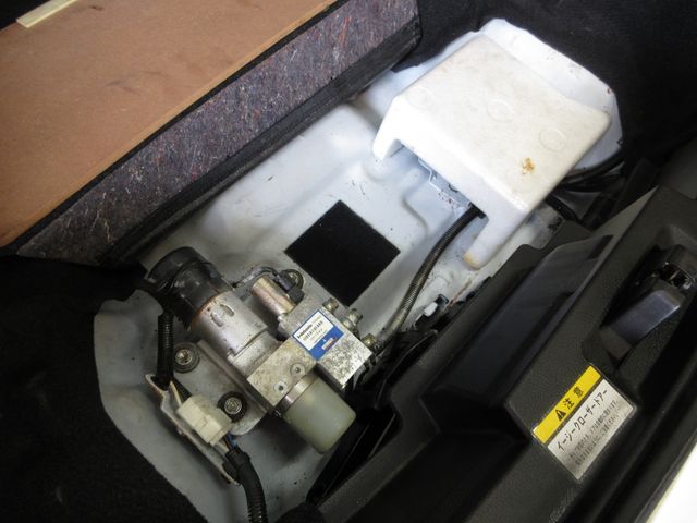 Daihatsu COPEN 2005-09 28629-24