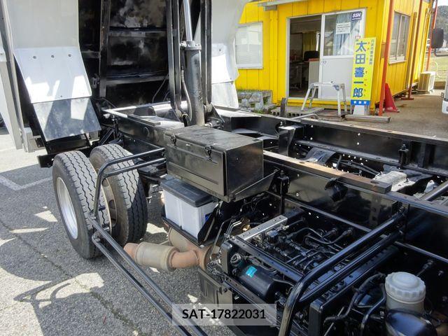 Isuzu FORWARD 2013-12 227932-12