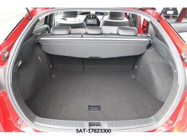 Toyota PRIUS 2016-01 380349-22