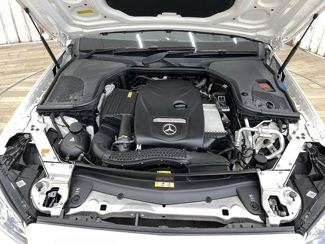 Mercedes Benz E-CLASS 2017-05 9246-19