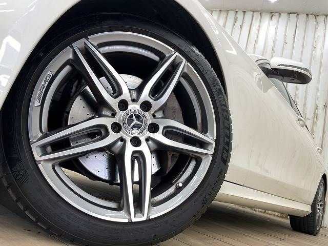 Mercedes Benz E-CLASS 2017-05 9246-18