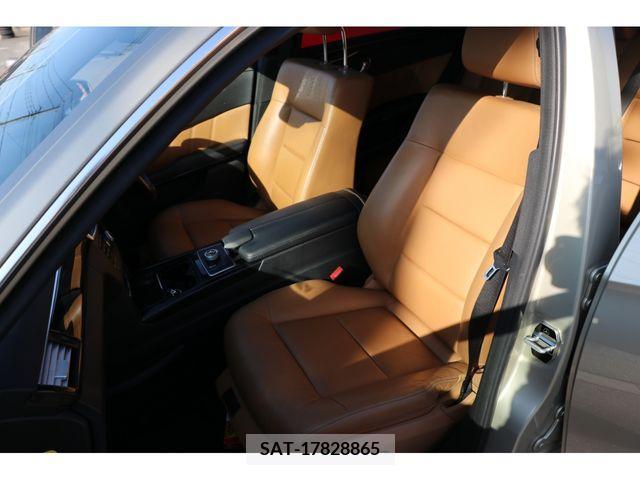 Mercedes Benz E-CLASS 2010-09 205567-6