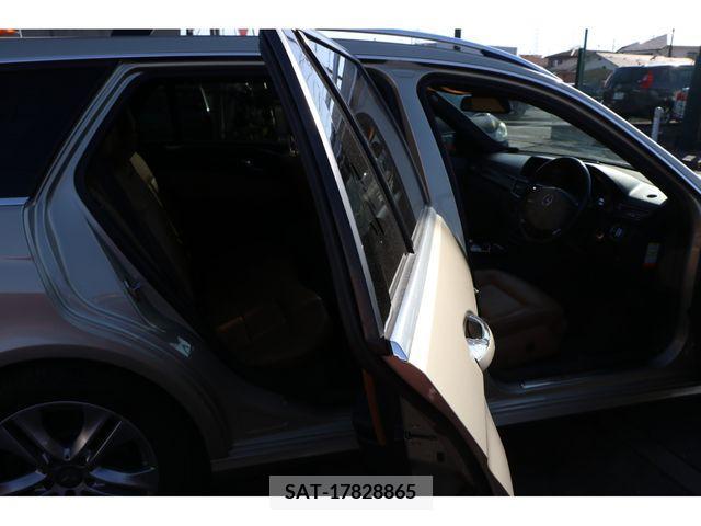 Mercedes Benz E-CLASS 2010-09 205567-10