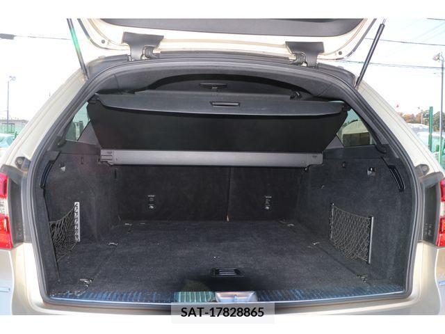 Mercedes Benz E-CLASS 2010-09 205567-14