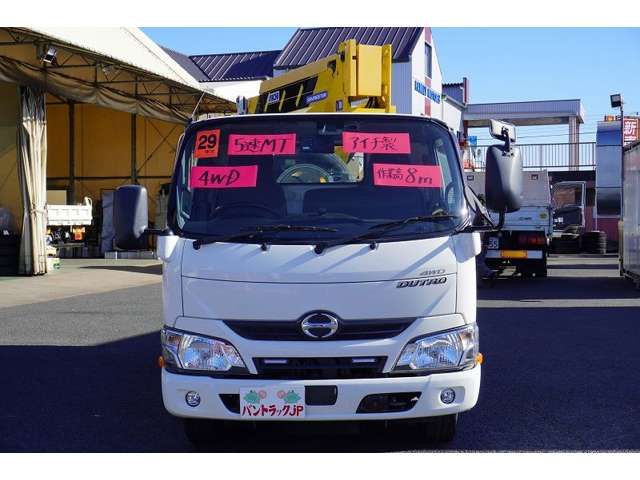 Hino DUTRO 2017-09 183974-1