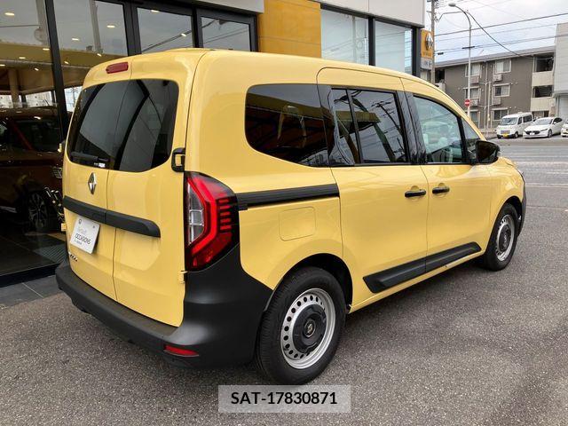 Renault KANGOO 2023-03 384619-2