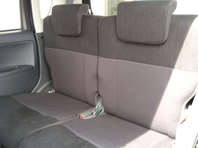 Daihatsu TANTO 2012-11 24915-16
