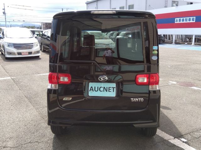 Daihatsu TANTO 2012-11 24915-4