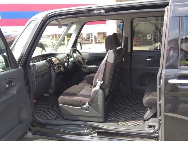 Daihatsu TANTO 2012-11 24915-17