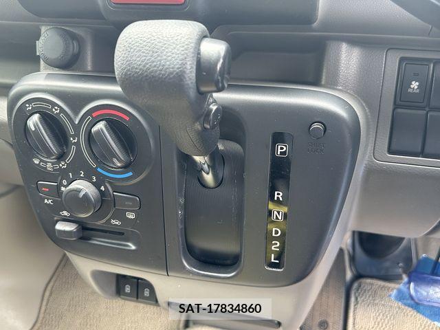 Suzuki EVERY 2022-03 379975-24