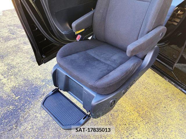 Toyota ESQUIRE 2016-09 206628-4