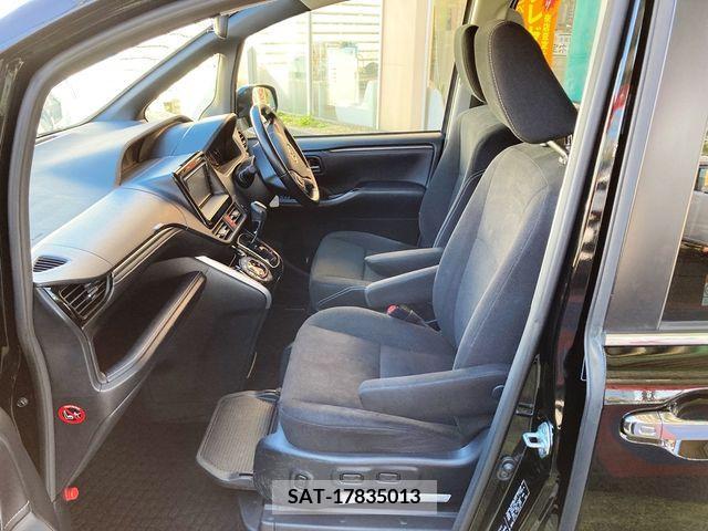Toyota ESQUIRE 2016-09 206628-8