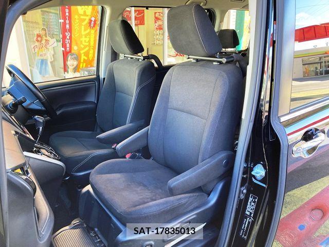 Toyota ESQUIRE 2016-09 206628-10