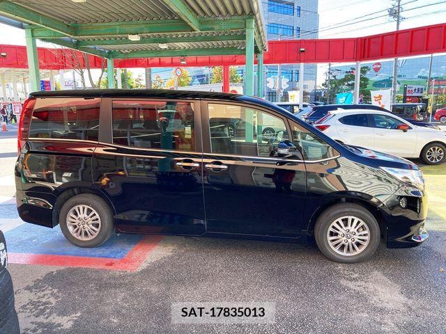 Toyota ESQUIRE 2016-09 206628-16