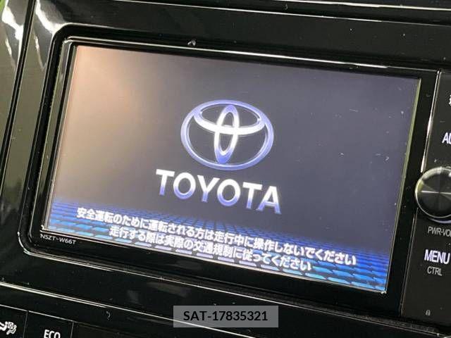 Toyota PRIUS 2017-11 255861-2