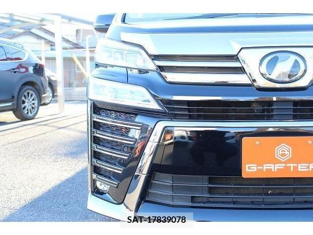 Toyota VELLFIRE 2018-03 206701-11