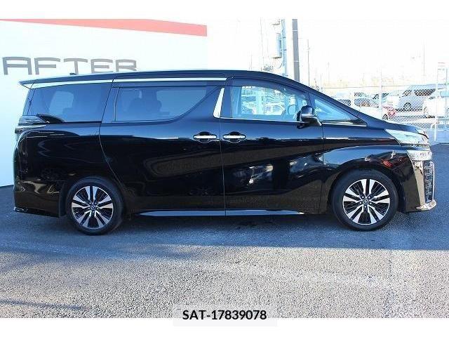 Toyota VELLFIRE 2018-03 206701-8