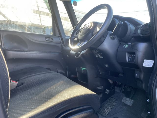 Honda N BOX 2014-05 193589-5