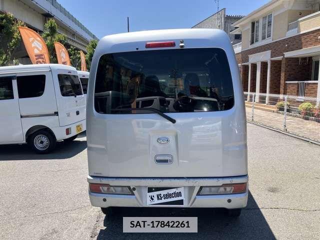 Daihatsu HIJET CARGO 2018-05 382454-5
