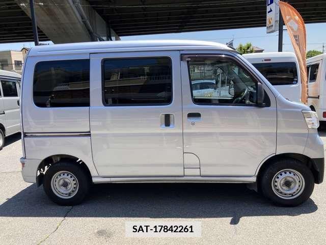 Daihatsu HIJET CARGO 2018-05 382454-3