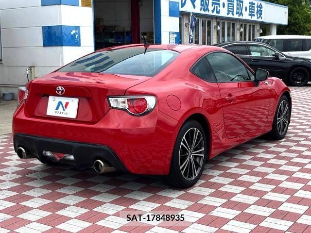 Toyota 86 2013-01 341015-17
