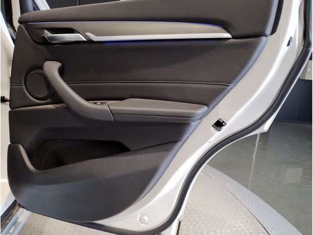 Bmw X1 2020-09 15945-28