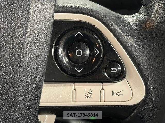 Toyota PRIUS 2017-06 282024-6
